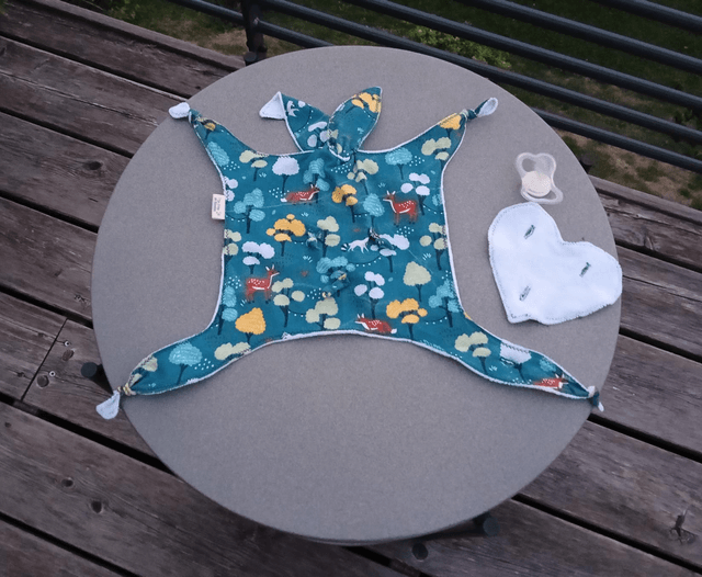 Doudou Lapin Anti-Séparation avec Cœurs Odeur Parents + Attache-Tétine